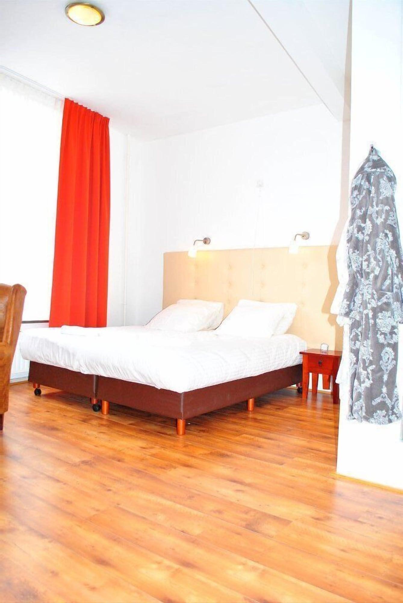 Lange Mare City Hotel Leyde Chambre photo
